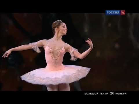 金平糖の精の踊り、バレエ「くるみ割り人形」第3幕から、エフゲーニヤ・オブラスツォワ、ワイノーネン版